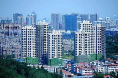 春节假期重点10城新房住宅成交240套 下降13.58％！