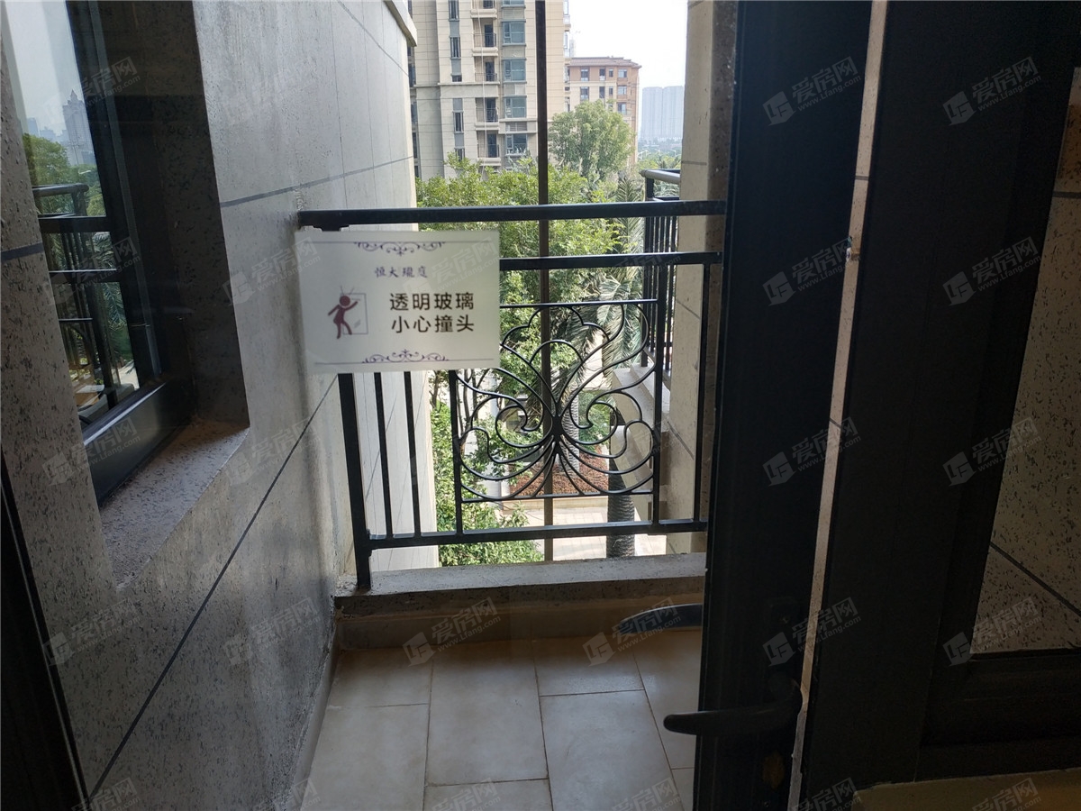南昌恒大珺庭样板间-113㎡厨房生活阳台